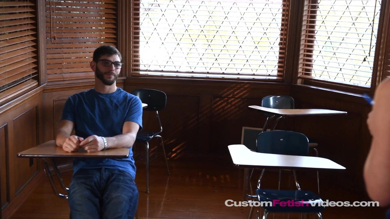 Anatomik Media: Cherie Deville : sexy pour sa prof