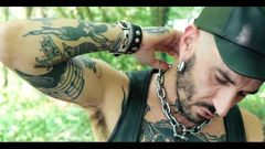 Stallion papi: Злови мене, насолоджуючись високим дозволом!
