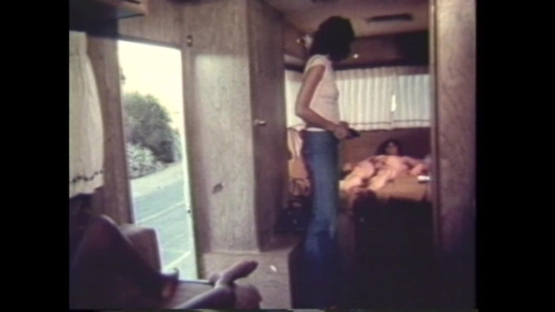 Vintage Megastore Full hd: Xe buýt nóng lên