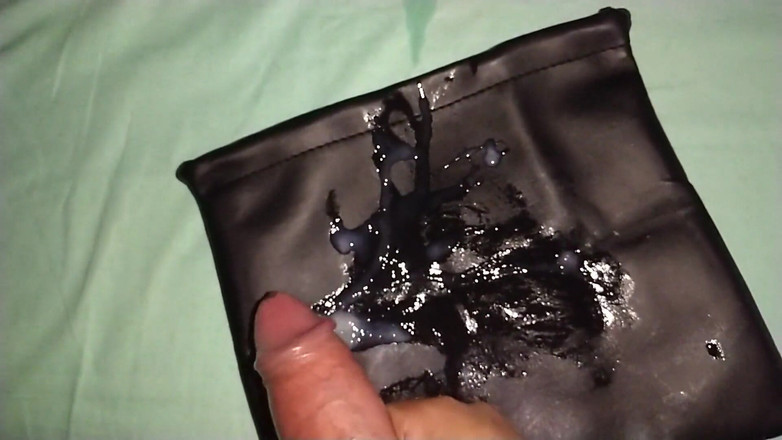 Lo Zborro: Untuk istrimu yang bodoh selingkuh