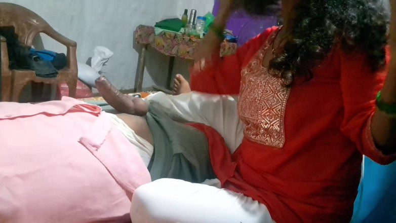 Trilokinath: Indická desi nevlastní sestra v právu Falt hladová po ptákovi...