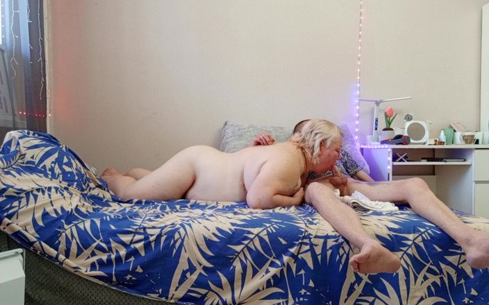 Zona901: My HandJob Continued with a Blowjob From Mother-in-law to Cum