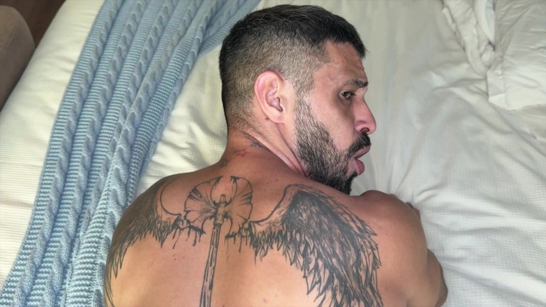 Julian Shul: #cumshot Cock Xl Invited Me to Fuck and Left My...