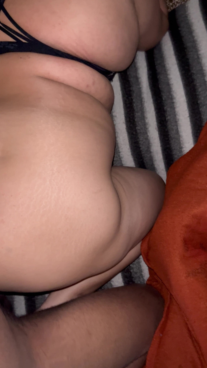 Catchybusty: Scopre la sua dipendenza da pecorina quotidiana