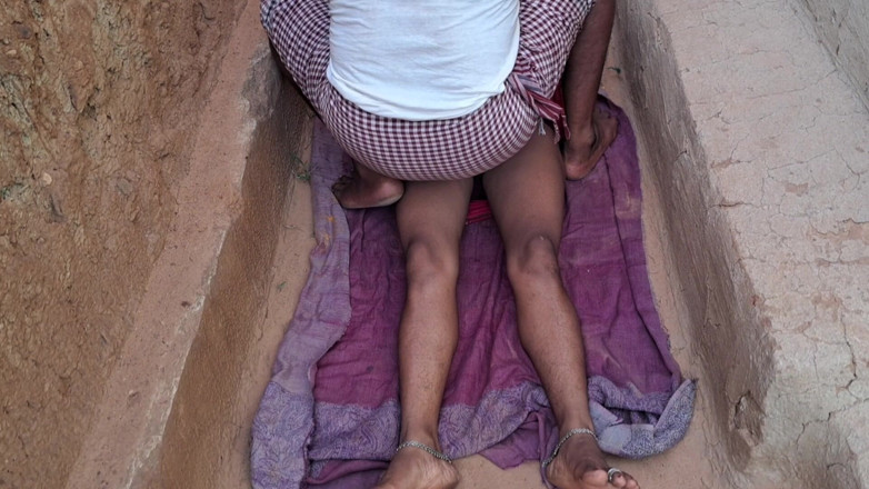 Trilokinath: Indian Bhabhi Playing Outside
