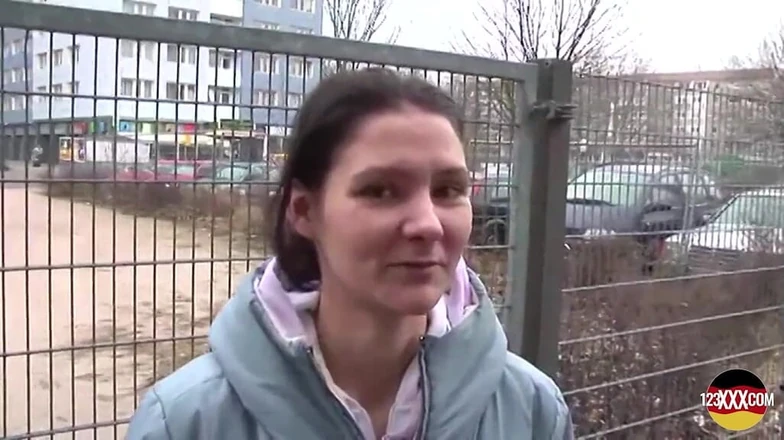 123XXX - 100% Amateurs: Wild Dude Gives His Warm Cream to a Sweet German...