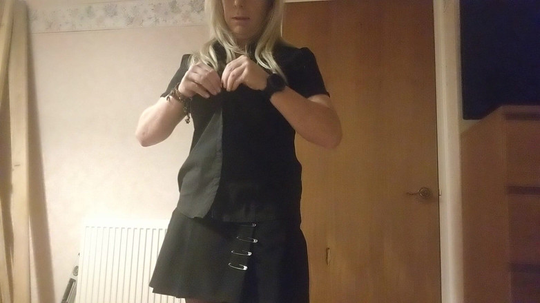 NikkiGee: Se simte sexy XXX