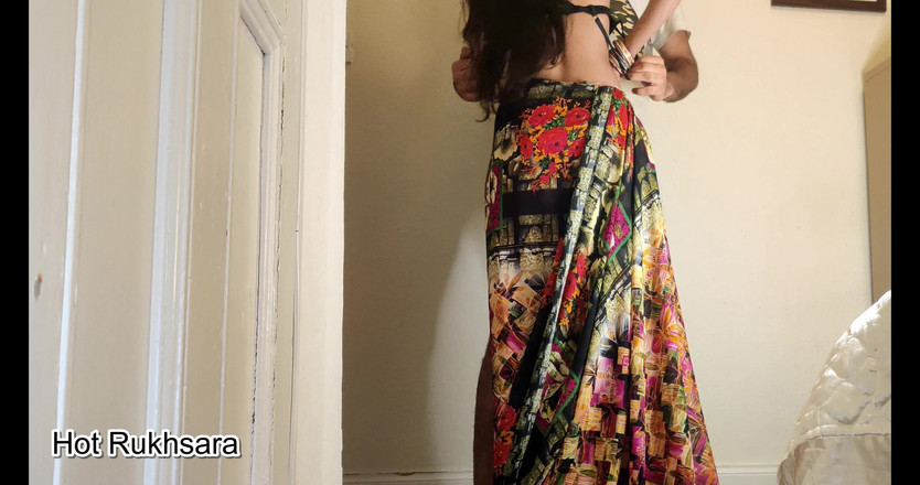 hot_rukhsara: Rukhsara bhabhi bekam vom nachbarn auf dem festival ihre enge...