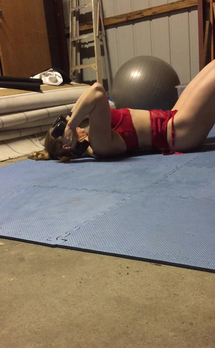 Michellexm: Senaman hari ini Berdada Fly dan Triceps