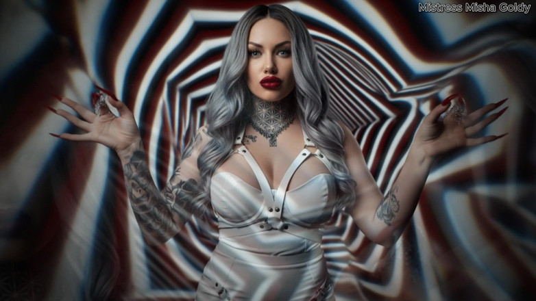 Goddess Misha Goldy: Convertido en el baño del cerebro de la dominatrix Misha