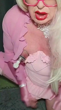 Sissy Trans Cums