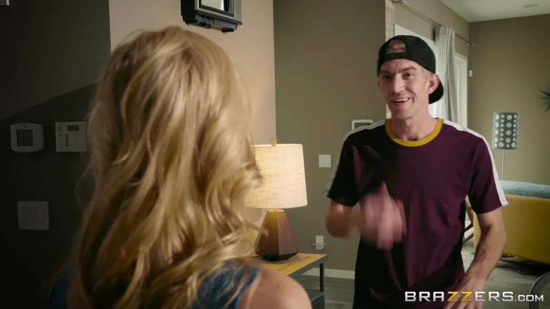 BRAZZERS: Brazzers - Danny potřebuje peníze, takže je rád pomůže zoufale ošukat...
