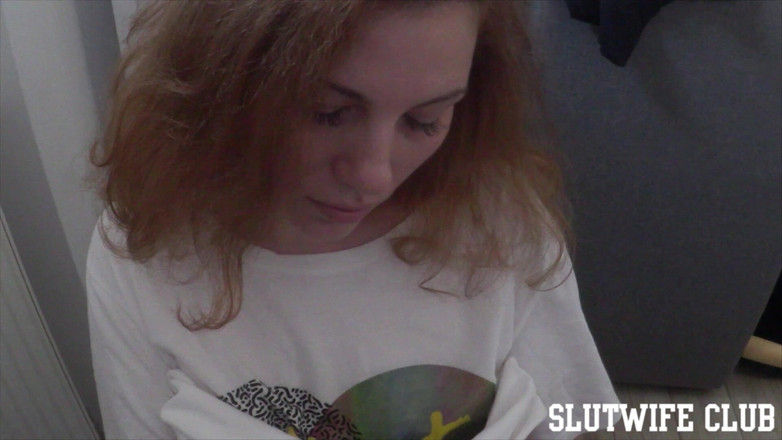 Slutwife Club: Apenas fãs - ação de engasgos: cara fodendo uma puta para...