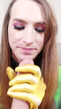 교수를 빨아주는 트랜스 피닉스