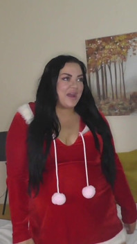 Joyeux spunkmas ho ho ho ! Une MILF coquine avec une grosse bite noire