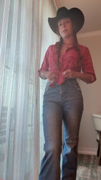 Seksi kovboy kız sana 31 talimatı veriyor