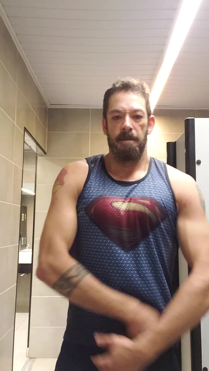 BBIG: ジム後のアルファキャッシュマスター