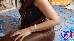 Monawife: Parla con Bhabi