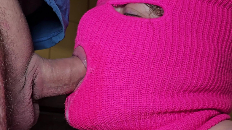 Twittiy: Obsesia spermei - ejaculare și mai mult