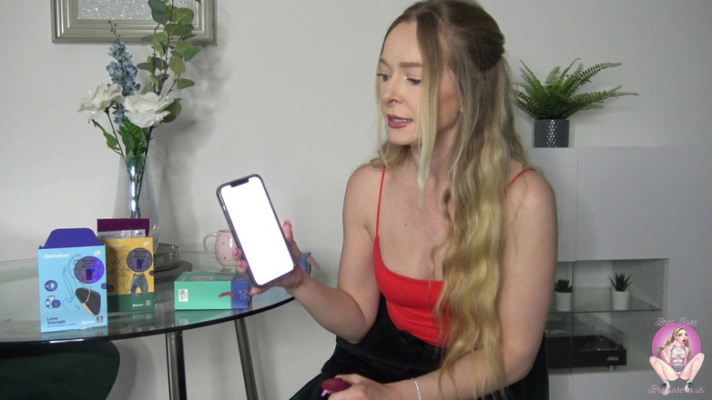 Brea Rose: 满足者玩具拆箱