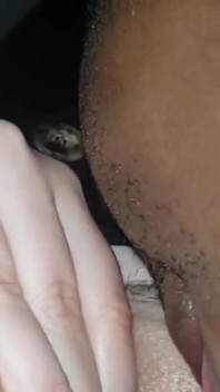 내 뚱뚱한 보지를 핥는 영엔글리쉬BBW 다리 벌리는 흑인 대물 자지 Nata4sex