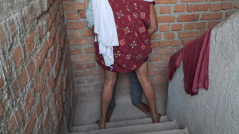 Trilokinath: Indiancă bhabhi sexy de la sat