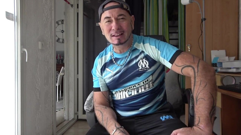 Only Bareback Porn Studio Amator: Je mi v zadku kvůli jeho zátěži