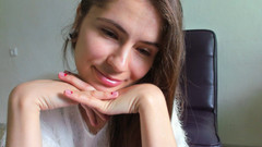 Rarible Diamond: Hands Under My Chin