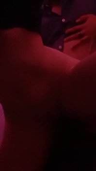 I Fucked a Fan in the Bathroom of a Club