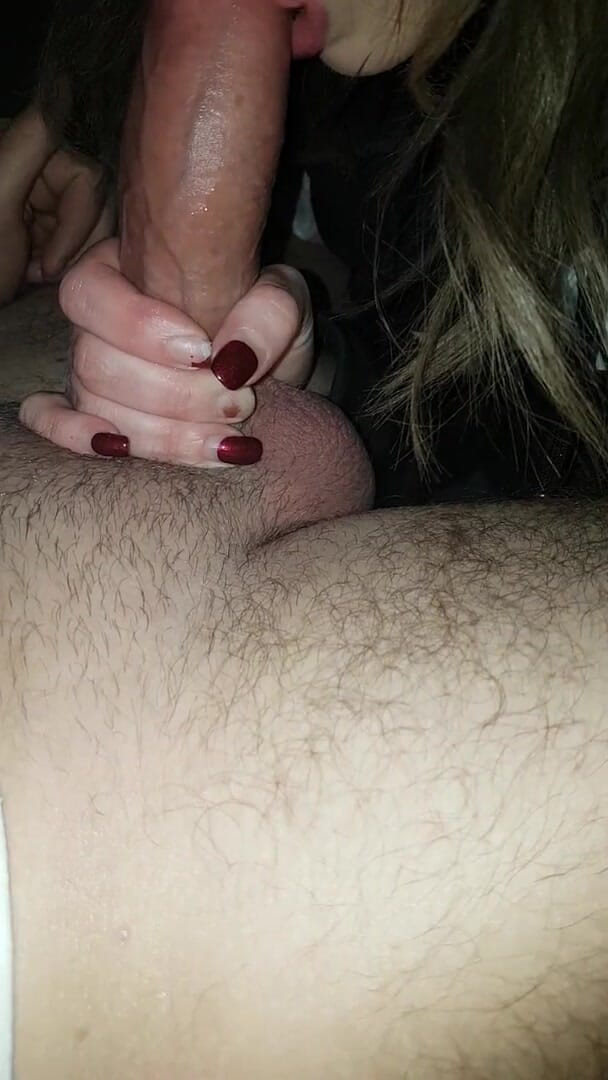 HotCouple159: HotWife ssie wielkiego kutasa tatusia