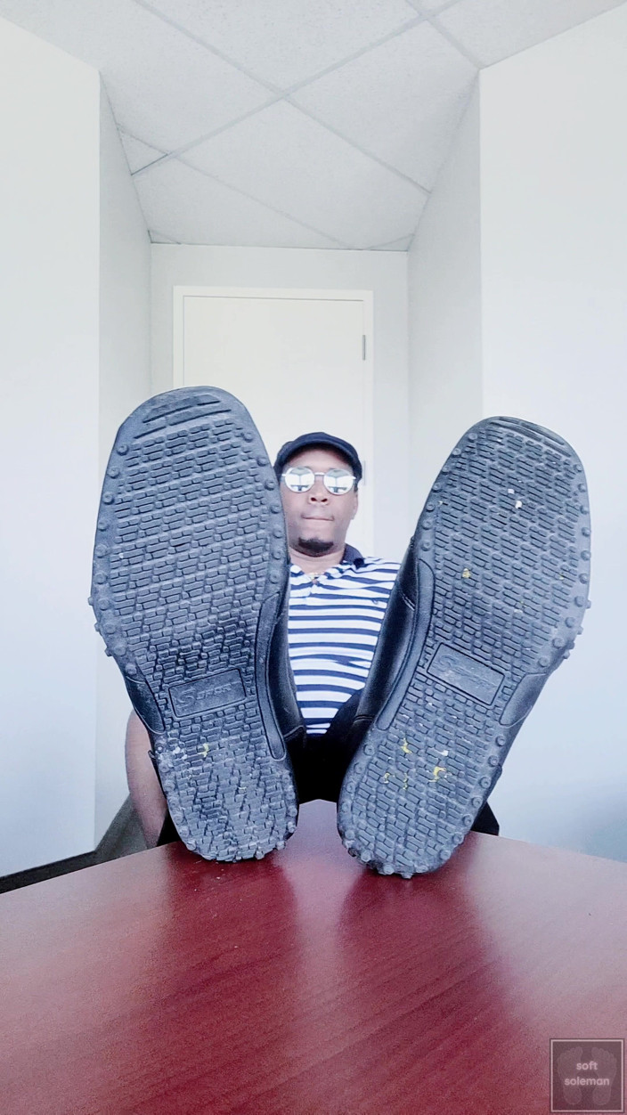 Soft Soleman: Male Soles in the Office (2) (2026)