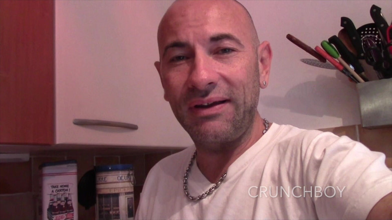 Fun raw sex with straight curious: Секс без презерватива в тройничке с amator 2101