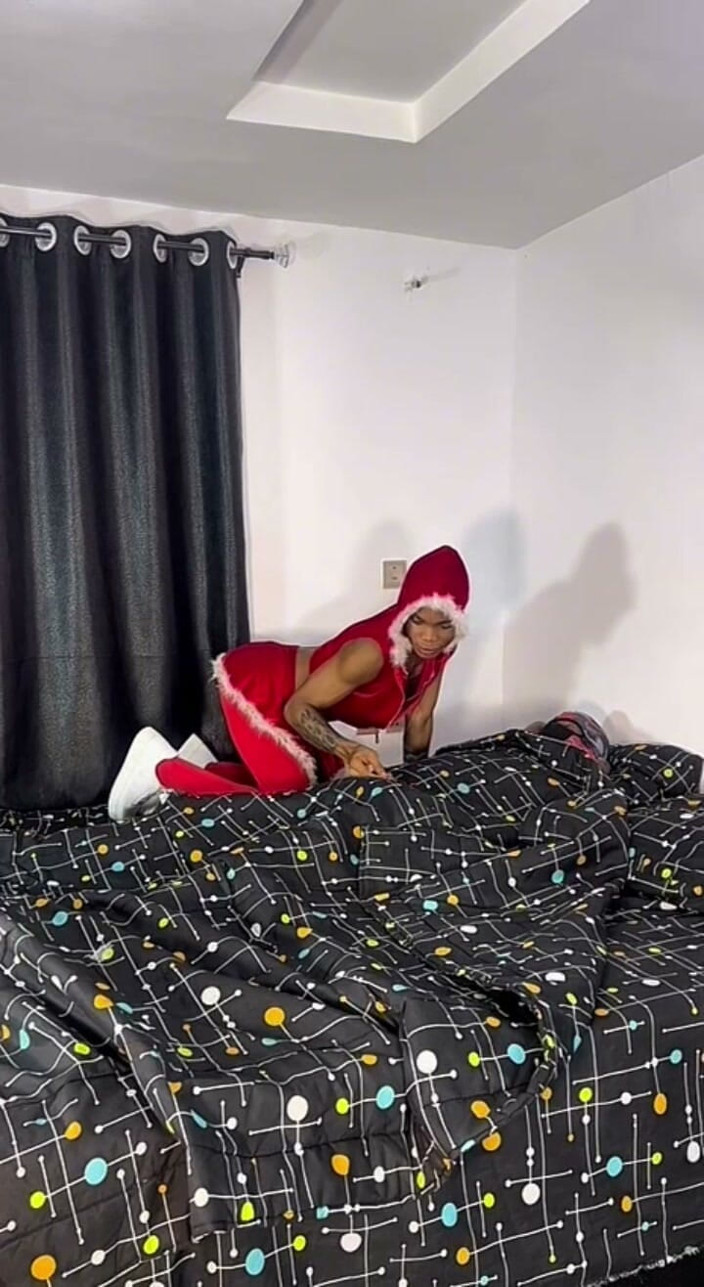Queen no limit x: Don’t Watch This with Anyone Nearby