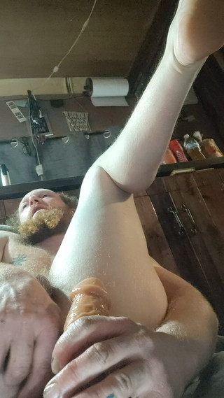 Throbby Ginger: Ach, víš, zase mě ošukej do zadku