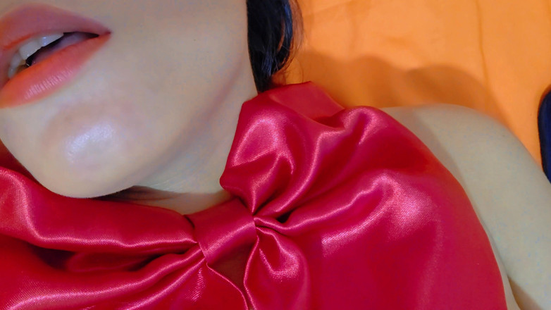 InsaciableX: Jsem sama doma! Potřebuji někoho, kdo mě právě teď ošuká -...