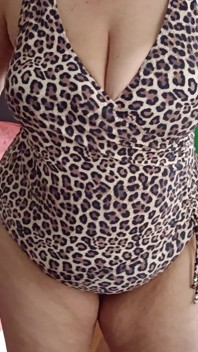 Take off My Bikini and Put on the New Swimsuit