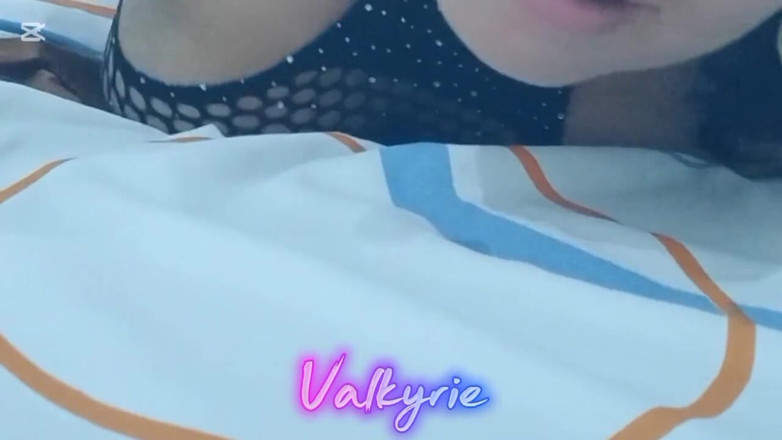 Valkyrieandluigy: Mamada Garganta, profunda latina