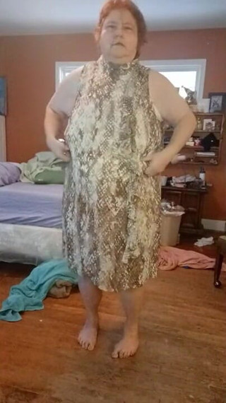 BBW nurse Vicki adventures with friends: Dressing in fluffy print dress from nude