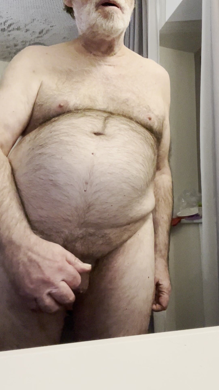 Coach Karl dude lodge: 2026-01-28 Antrenor Karl discută cu spectatorii