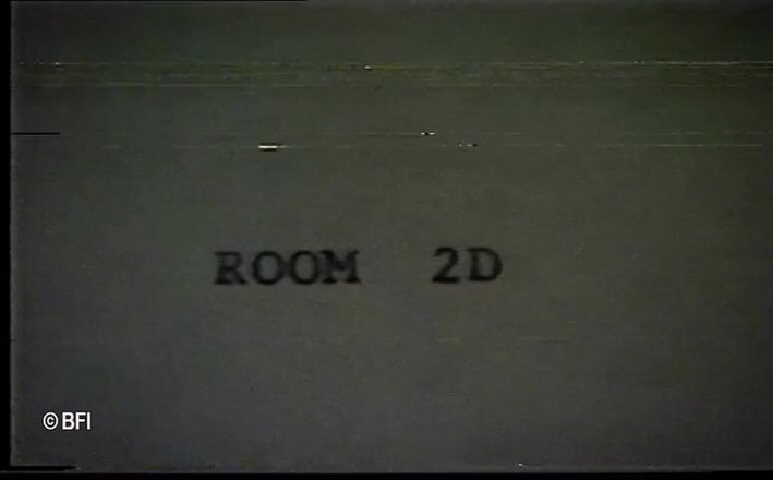 House of lords and mistresses in the spanking zone: 貧しい十代の湯たんぽがお尻spankedにクラス