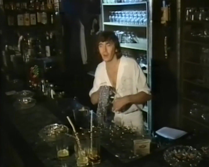 Vintage Climax: Bitch brunette is only satisfied with two cocks