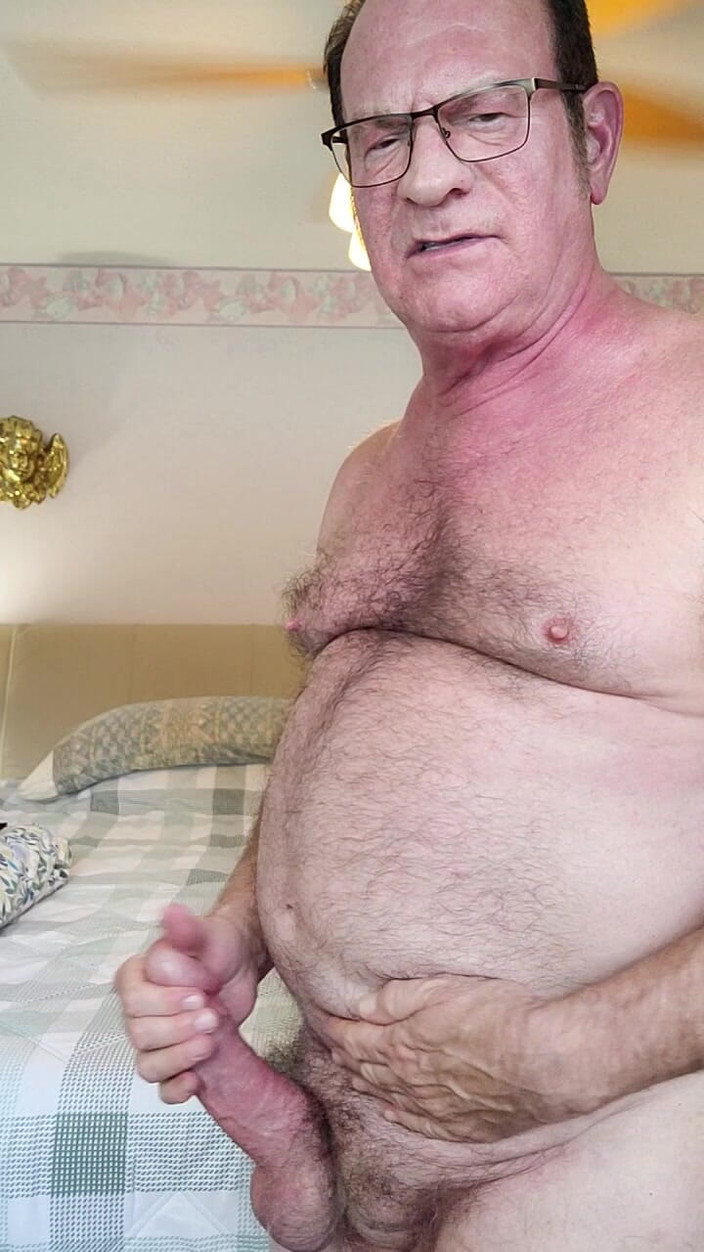 DaddyLNargo: 爷爷很热