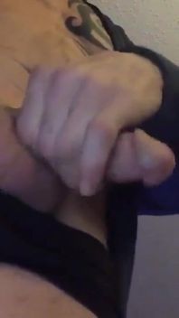 Omhoog kijken naar mijn pik
