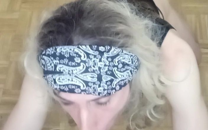 Penelopene27: Crossdresser Penelope Deeptroath