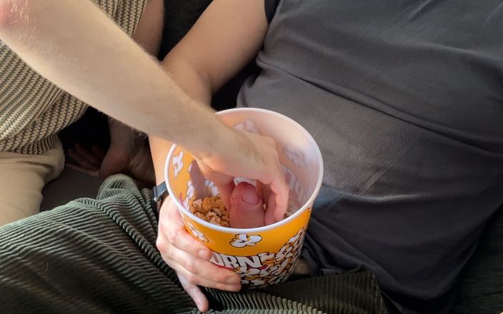 Arg Boys: Anh trai kế lừa tôi để được đụ [4k]
