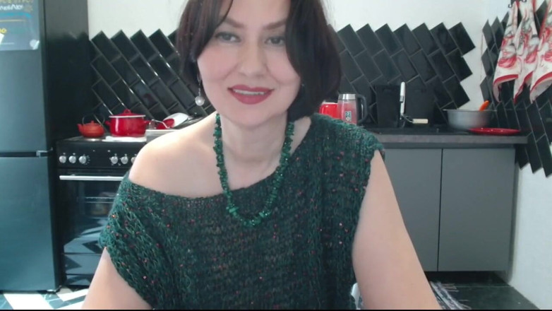 ANGELA_LADY: Fuck My Smooth Heels