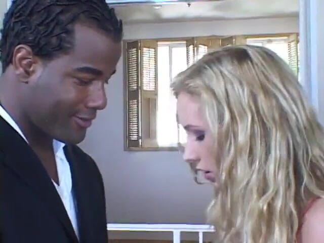 First Black Sexperience: Bitch likes dirty talk to this black dude while fucking...