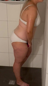 Masturbation in der dusche mehrfacher orgasmus zweimal mit meinem satisfyer
