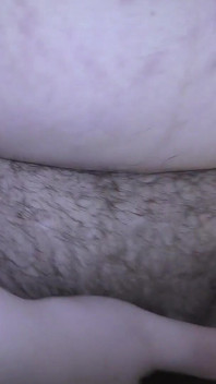Soția matură sexy dolofană l-a lăsat pe soțul ei încornorat să-i ejaculeze în pizdă în sex neglijant - Milky Mari