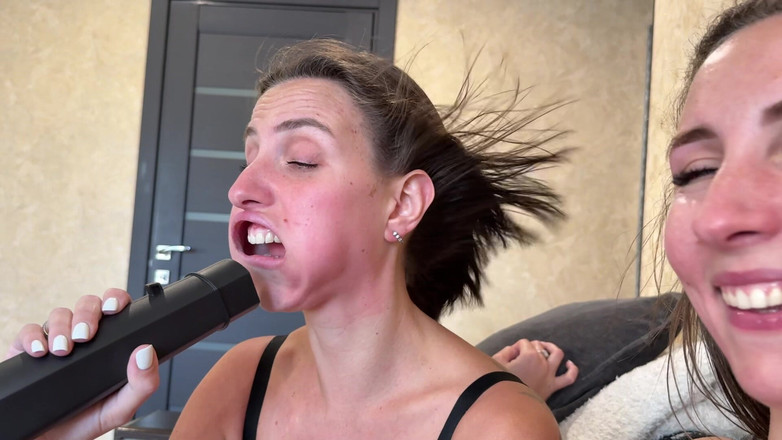 Hottie goddess: Cheeks Puff Face Play